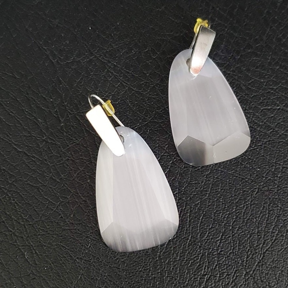 Kendra Scott Marty Gray Faceted Glass Drop Earrings Silver Tone Signed